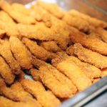 Panierka do ryby: jak przygotować chrupiącą rybę w domu